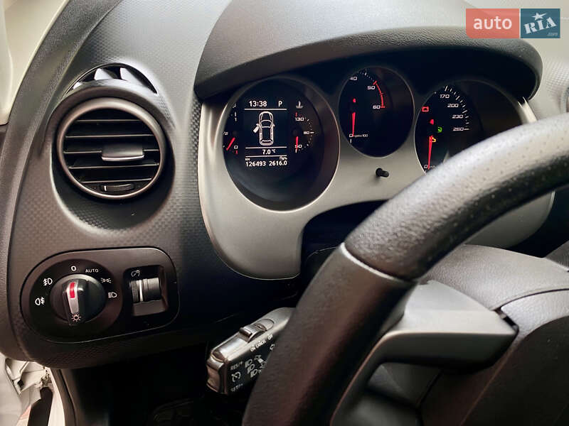 Хетчбек SEAT Altea XL 2016 в Житомирі