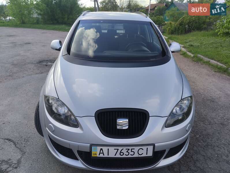 Минивэн SEAT Altea XL 2008 в 