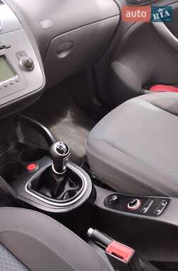 Минивэн SEAT Altea XL 2008 в 