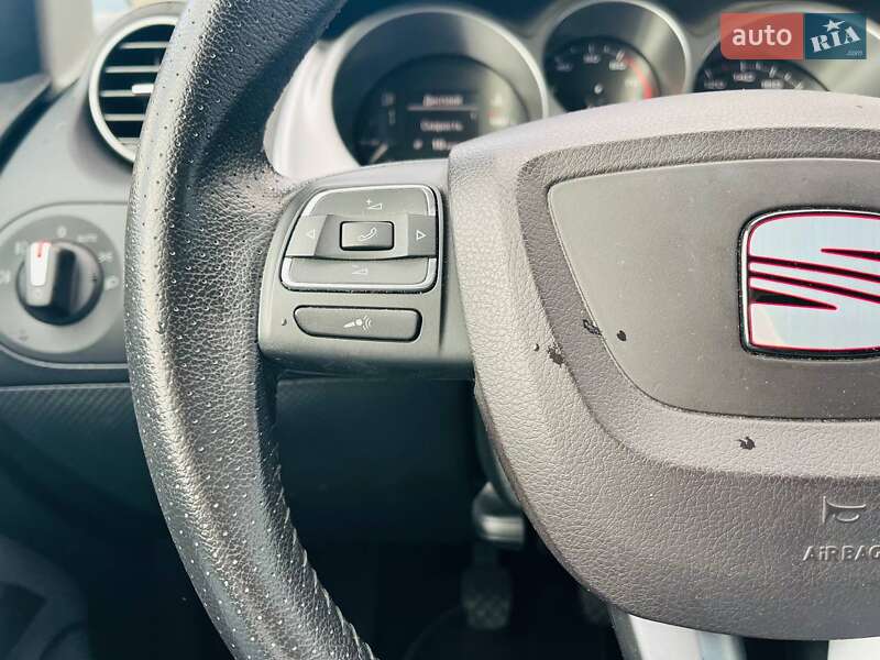 Минивэн SEAT Altea XL 2010 в Киеве