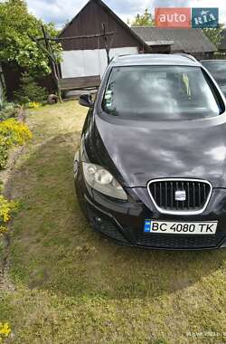 Минивэн SEAT Altea XL 2012 в 