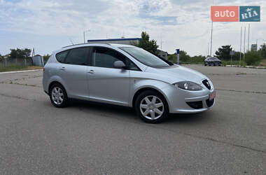 Минивэн SEAT Altea XL 2010 в 