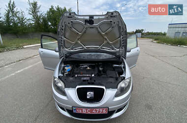Минивэн SEAT Altea XL 2010 в 