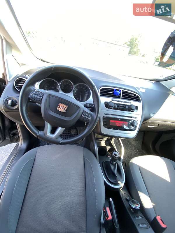 Минивэн SEAT Altea XL 2009 в Сумах