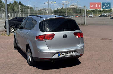 Минивэн SEAT Altea XL 2011 в 