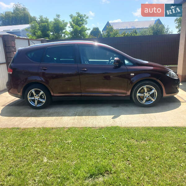 Мінівен SEAT Altea XL 2007 в Ужгороді