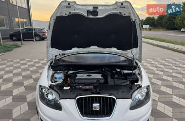 Минивэн SEAT Altea XL 2009 в 