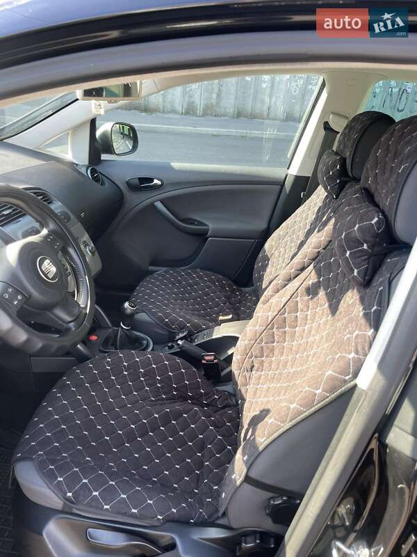 Минивэн SEAT Altea XL 2008 в Киеве