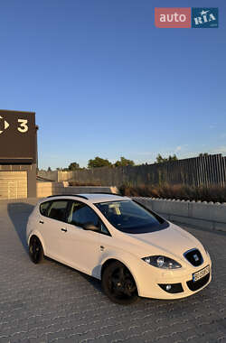Минивэн SEAT Altea XL 2008 в 