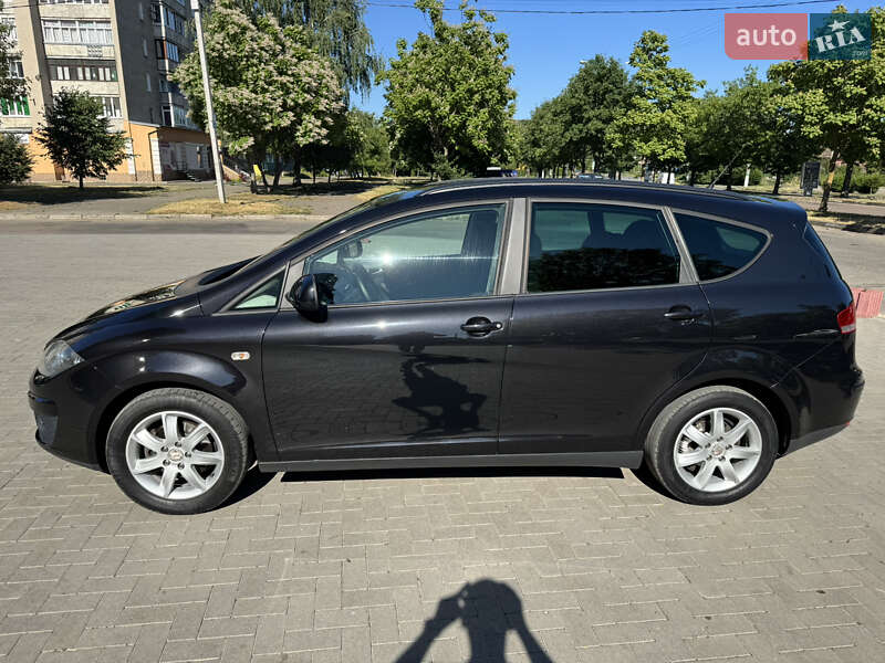 Минивэн SEAT Altea XL 2010 в Калуше