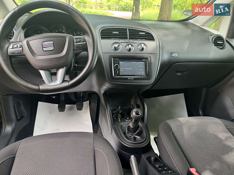 Минивэн SEAT Altea XL 2010 в Калуше