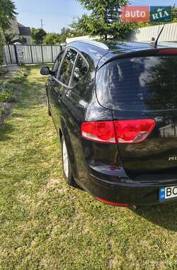Минивэн SEAT Altea XL 2012 в 