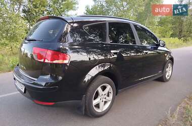 Минивэн SEAT Altea XL 2011 в 
