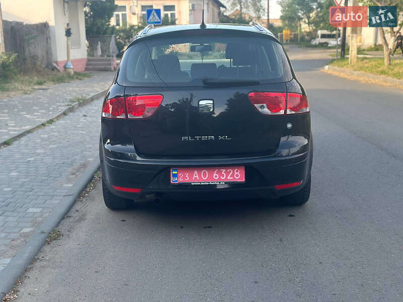 Минивэн SEAT Altea XL 2012 в Староконстантинове