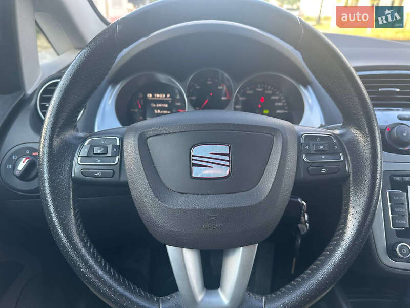 Минивэн SEAT Altea XL 2012 в Староконстантинове