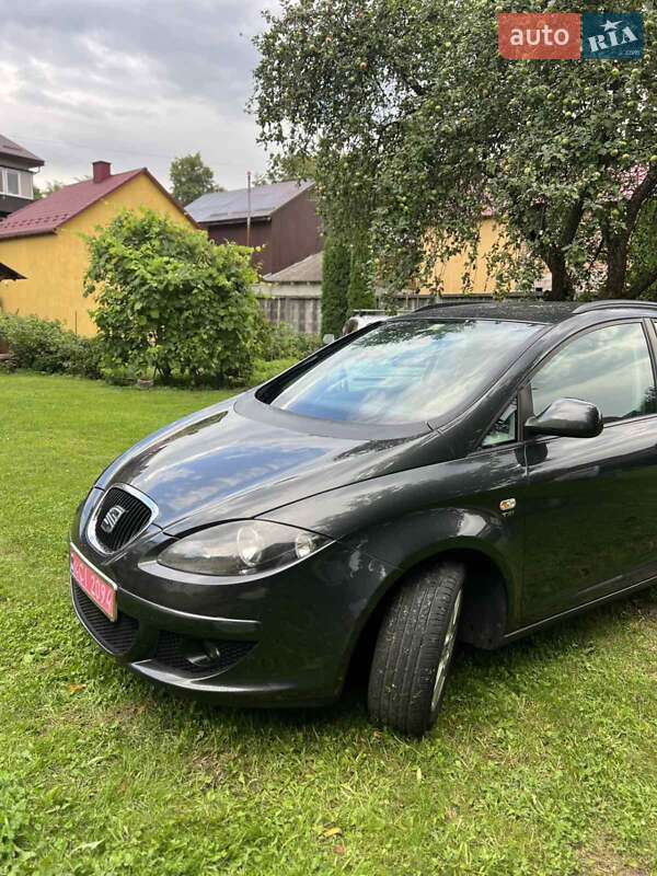 Минивэн SEAT Altea XL 2009 в Сколе