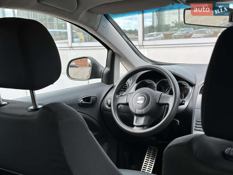 Минивэн SEAT Altea XL 2007 в Киеве