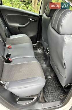 Минивэн SEAT Altea XL 2010 в 
