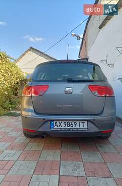 Минивэн SEAT Altea XL 2012 в 