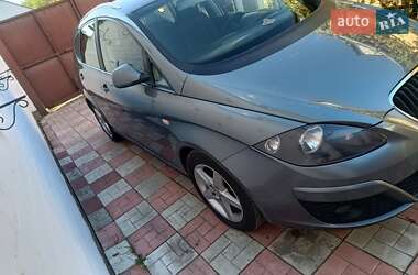 Минивэн SEAT Altea XL 2012 в 