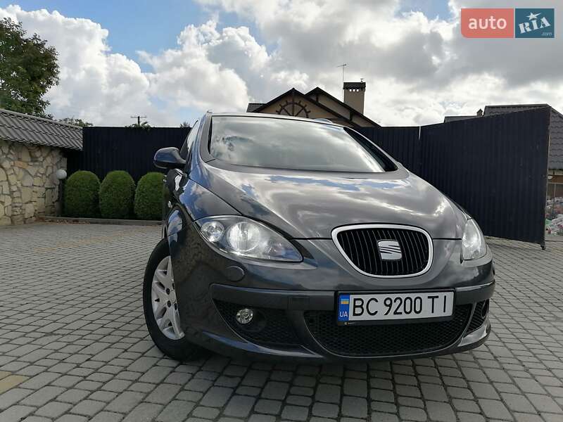 Минивэн SEAT Altea XL 2008 в 