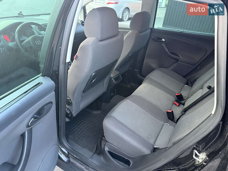 Минивэн SEAT Altea XL 2008 в Обухове
