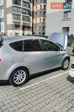 Минивэн SEAT Altea XL 2009 в 