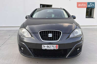 Минивэн SEAT Altea XL 2010 в 