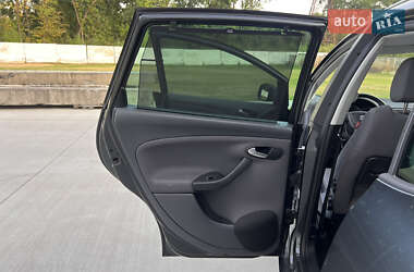 Минивэн SEAT Altea XL 2010 в 