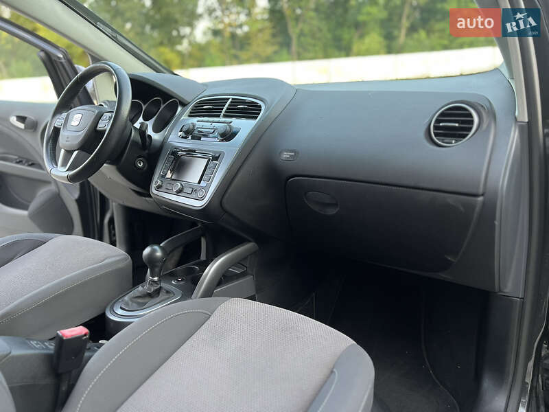 Минивэн SEAT Altea XL 2010 в Луцке