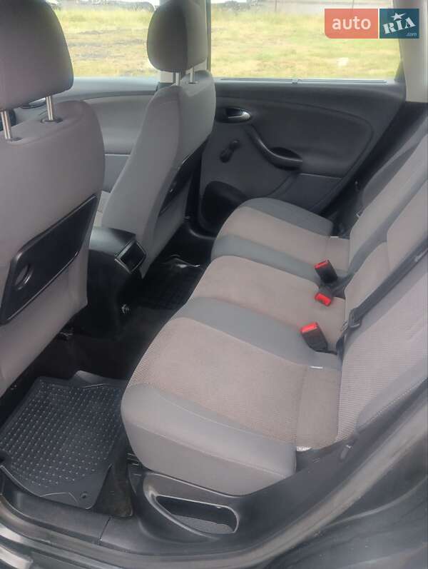 Минивэн SEAT Altea XL 2010 в Луцке