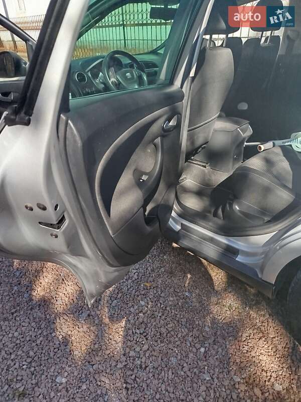 Мінівен SEAT Altea XL 2011 в Рогатині