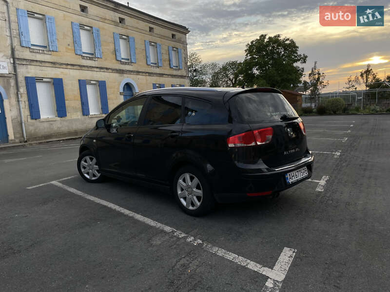 Минивэн SEAT Altea XL 2008 в Днепре