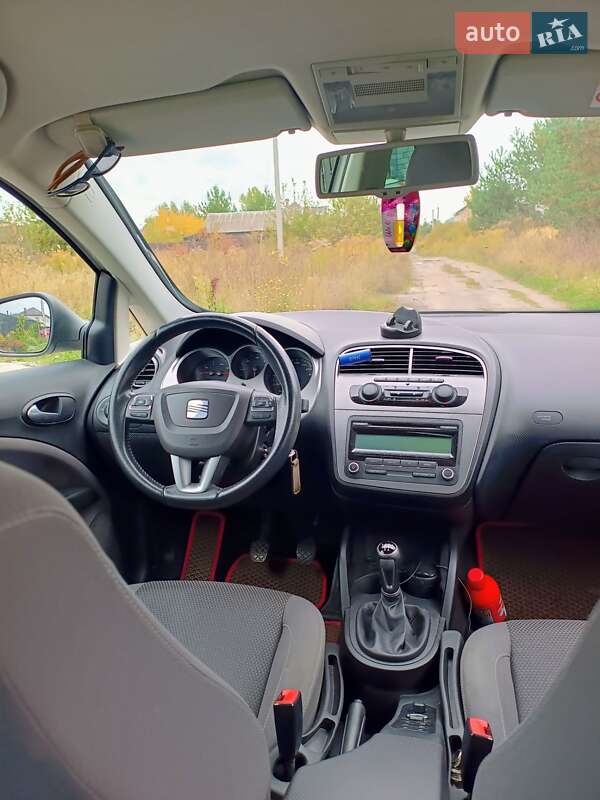 Минивэн SEAT Altea XL 2014 в Киеве