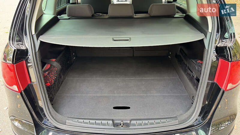 Минивэн SEAT Altea XL 2015 в Новомосковске