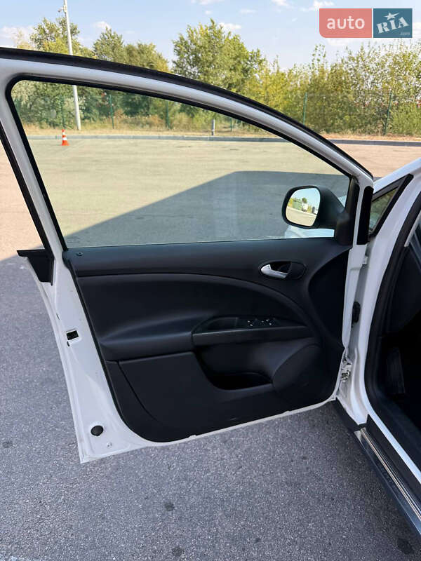 Минивэн SEAT Altea XL 2010 в Днепре