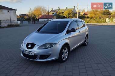 Мінівен SEAT Altea XL 2008 в 