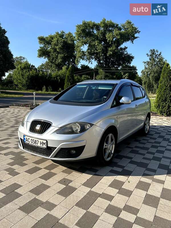 Мінівен SEAT Altea XL 2010 в Ніжині фото Мінівен SEAT Altea XL 2010 в Ніжині