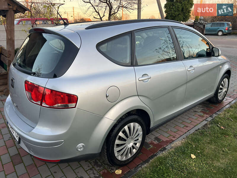 Минивэн SEAT Altea XL 2010 в Житомире