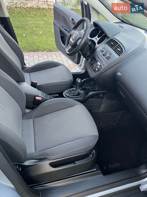Минивэн SEAT Altea XL 2010 в Житомире