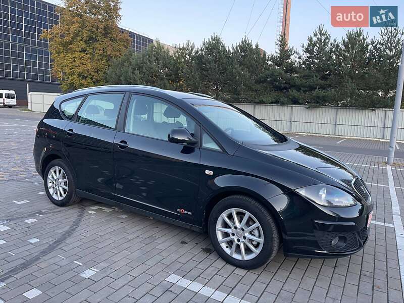 Мінівен SEAT Altea XL 2013 в Луцьку