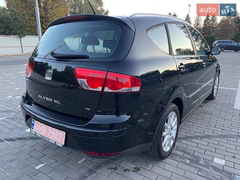 Мінівен SEAT Altea XL 2013 в Луцьку