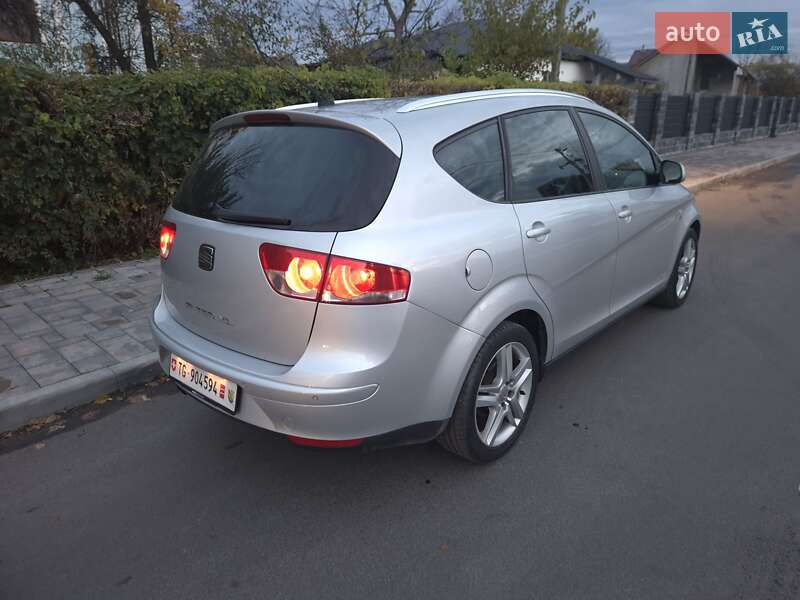 Минивэн SEAT Altea XL 2013 в Звягеле