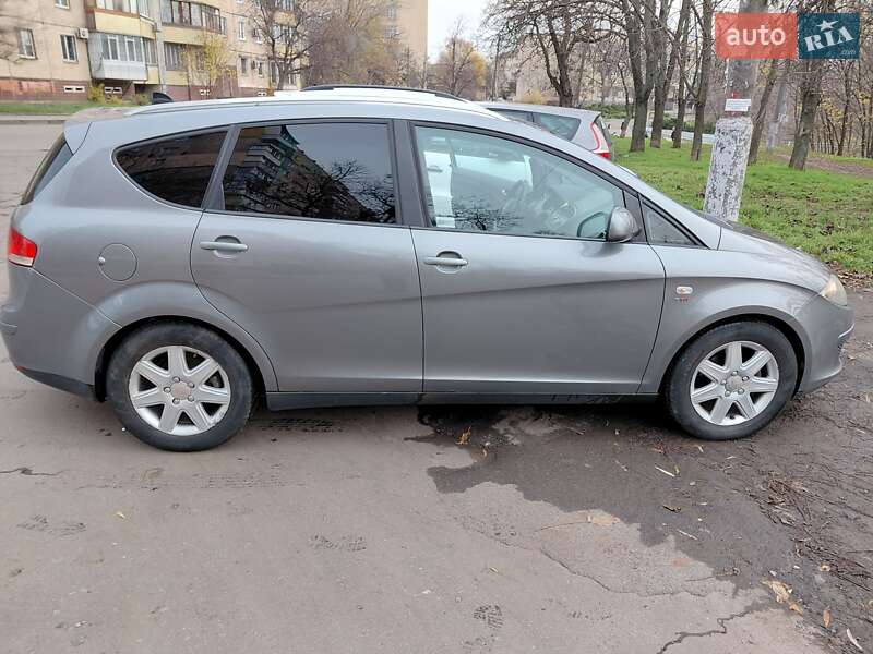 Минивэн SEAT Altea XL 2008 в Кривом Роге