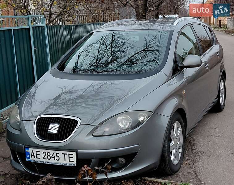 Минивэн SEAT Altea XL 2008 в Кривом Роге