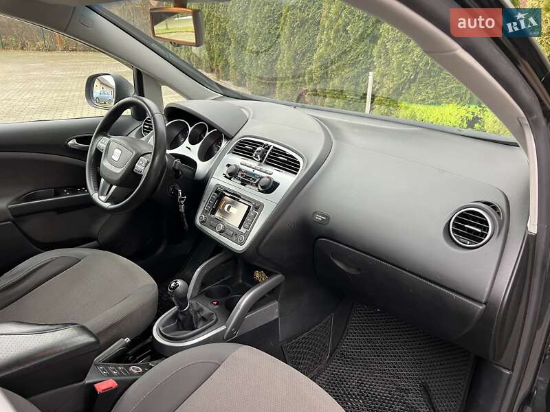 Минивэн SEAT Altea XL 2011 в Львове