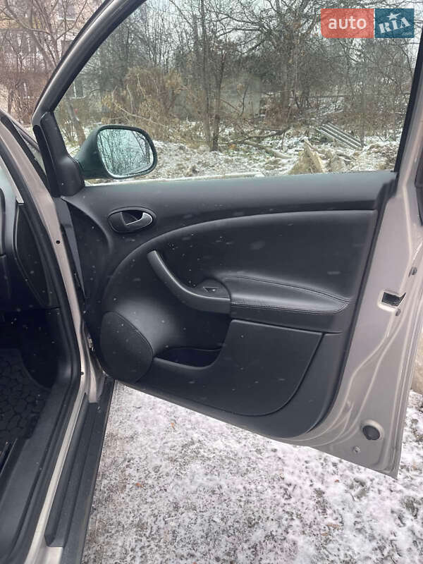 Минивэн SEAT Altea XL 2011 в Луцке фото 19 Минивэн SEAT Altea XL 2011 в Луцке