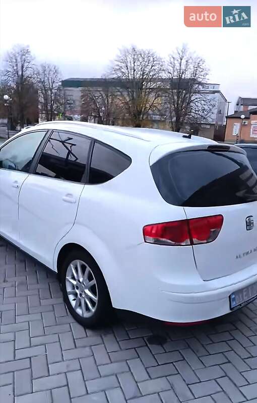 Минивэн SEAT Altea XL 2010 в Днепре