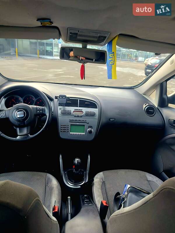 Минивэн SEAT Altea XL 2008 в Ивано-Франковске