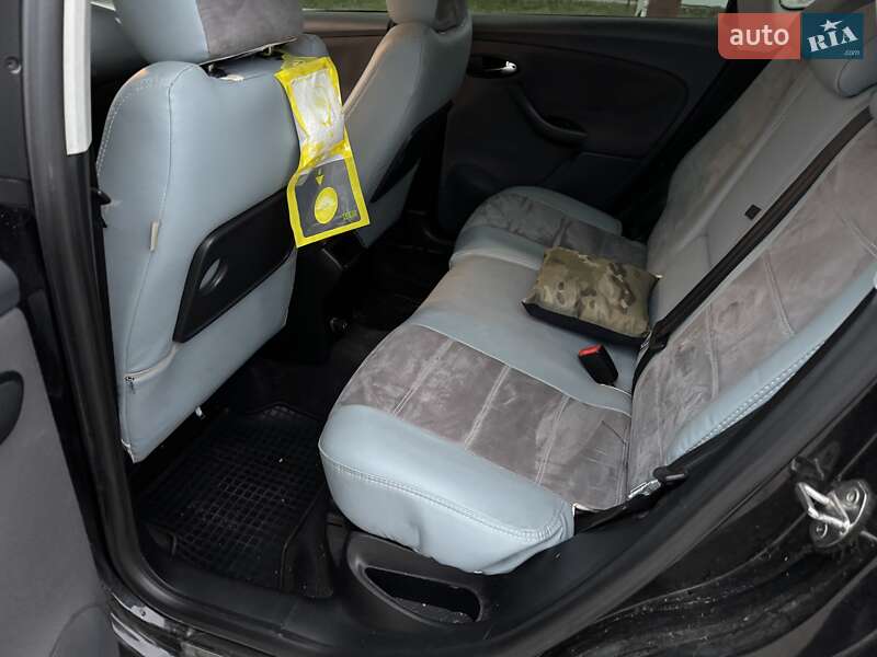 Минивэн SEAT Altea XL 2007 в Киеве